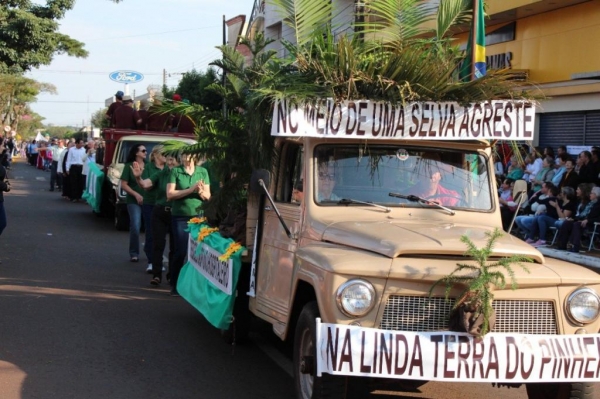 As inscrições ao Desfile Alegórico de 25 de Julho seguem abertas até sexta-feira (08). Foto: Assessoria.