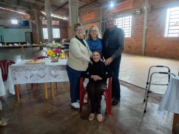 Dona Emma nasceu em 29 de setembro de 1921, na Romênia. Foto: Divulgação.