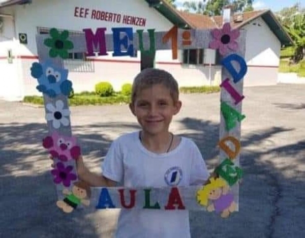 Hudson Adriano Hellmann completou 9 anos de idade há uma semana — Foto: Reprodução