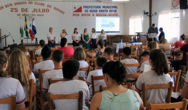 O evento foi realizado no Centro de Idosos 25 de Julho. Foto: Assessoria.