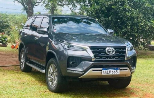 Veículo furtado. Foto: Divulgação.