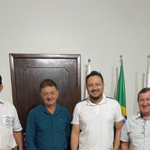 Assessor do Deputado, Willian, visita prefeito no Gabinete. Foto: Divulgação.