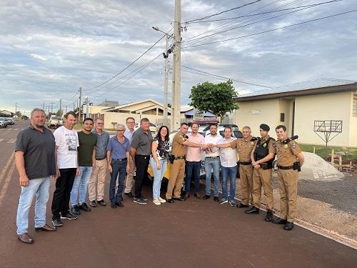 Momento da entrega da viatura. Foto: Portal Nova Santa Rosa.