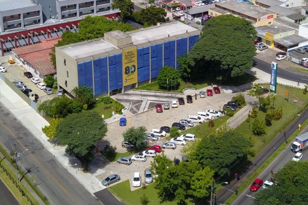 Detran-PR alerta para golpes com sites falsos que cobram agendamento Foto: José Fernando Ogura/Arquivo AEN