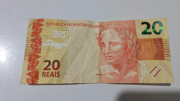 Nota falsa recebida em Nova Santa Rosa. Foto: Divulgação.
