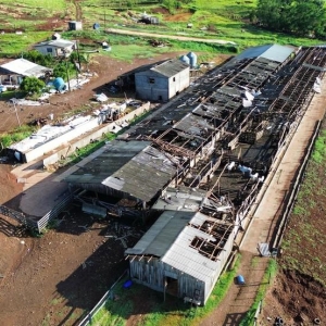 Temporal causa estragos em Pinhal de São Bento — Foto: Júlio César Alves/Rádio Ampére