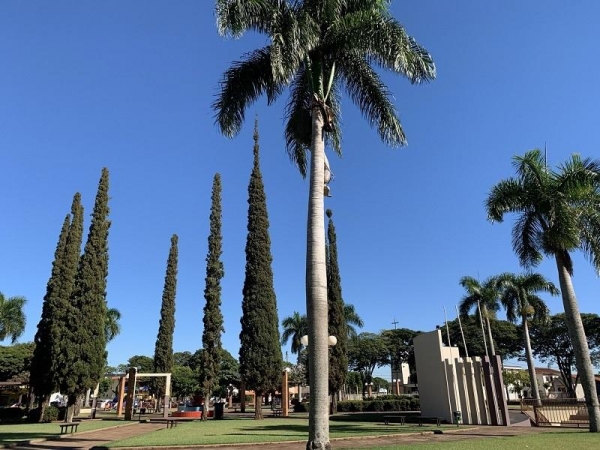 Praça ba Bíblie em Nova Santa Rosa. Foto: Portal Nova Santa Rosa.