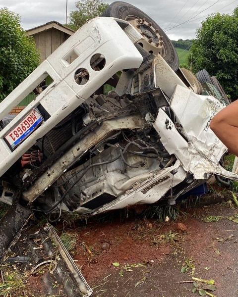 Fotos: Reprodução (Rádio Voz FM)