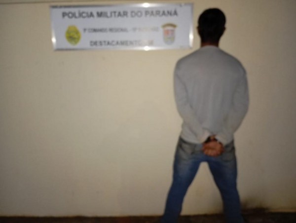 O homem de 27 anos foi detido para lavratura do termo circunstanciado. Foto: PMPR