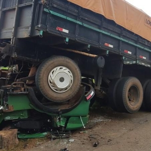 Caso aconteceu na BR-277 — Foto: Corpo de Bombeiros