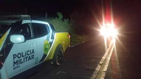 Com o forte impacto, o passageiro não resistiu aos ferimentos e morreu no local. Foto: PRE,