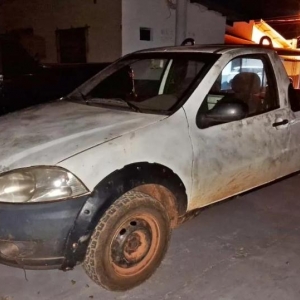 Fiat Strada que seria o carro de Antonio Buscariollo. Foto: Polícia Civil de Umuarama.