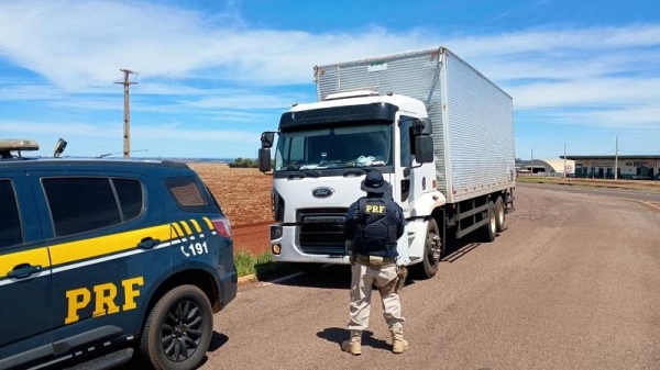 Momento da abordagem. Foto: PRF