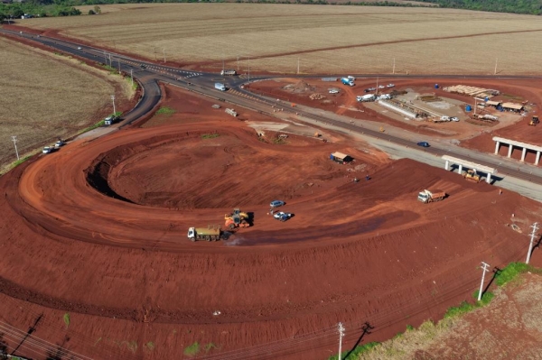 Obras do contorno viário já atingem 75% do cronograma  Crédito: C.Vale