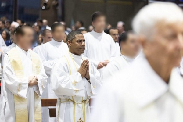 O padre Genivaldo Oliveira dos Santos, de 42 anos, preso desde agosto deste ano — Foto: Reprodução/CGN