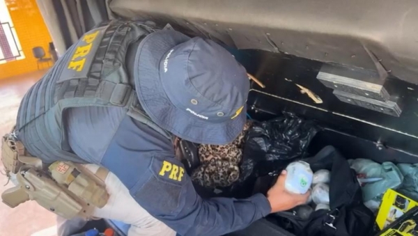 Fotos: PRF - Apreensão da quarta-feira (03)