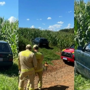 Carro foi encontrado estacionado a cerca de 200 metros de onde José estava — Foto: Rádio Sucesso FM