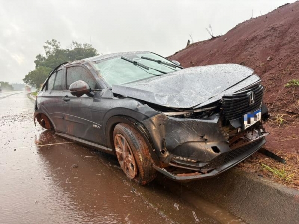  Fotos: Maicon Stefan/Ponto da Notícia (Segundo acidente)