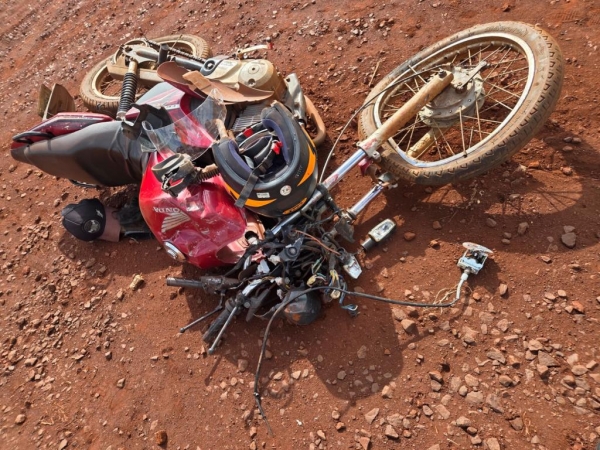 A moto ficou destruída. Foto: PRE.